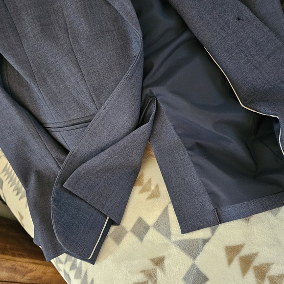 BANANA REPUBLIC JACKET - Picture 4 of 7